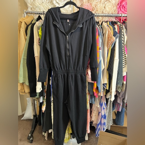 Free People Training Day Jumpsuit, MED NWOT - Picture 6 of 7
